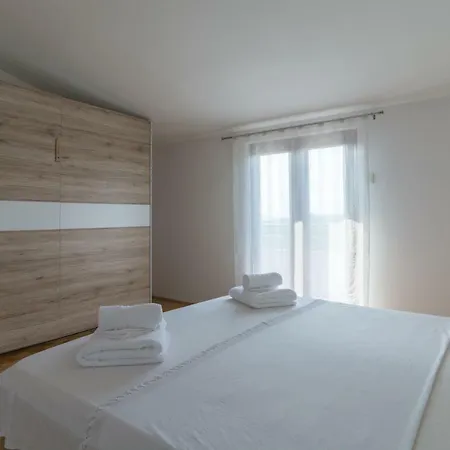 Branka Villa *